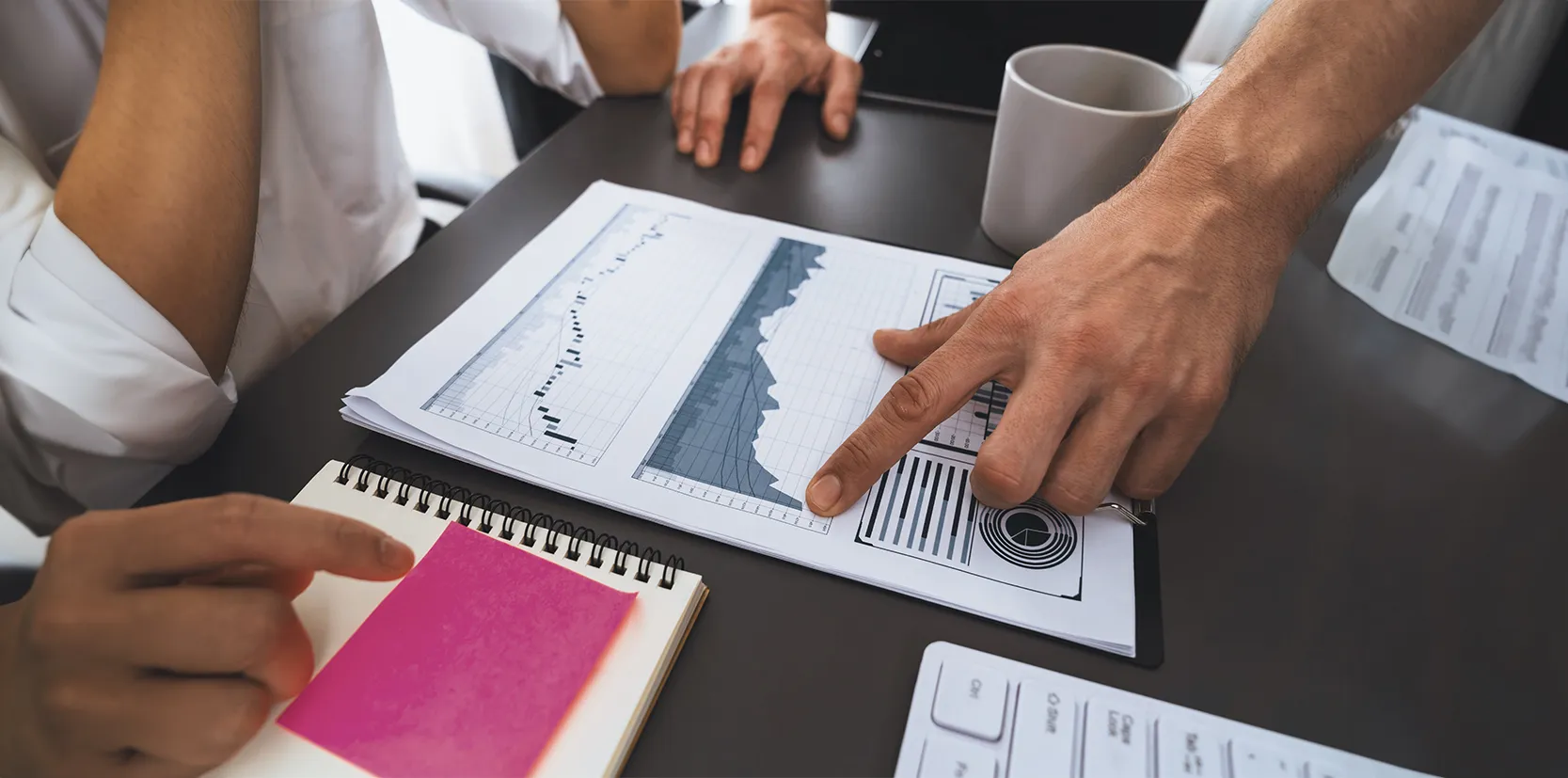 Inteligência em Licitações: Análise dos Dados do Painel de Compras 2023 do Ceará